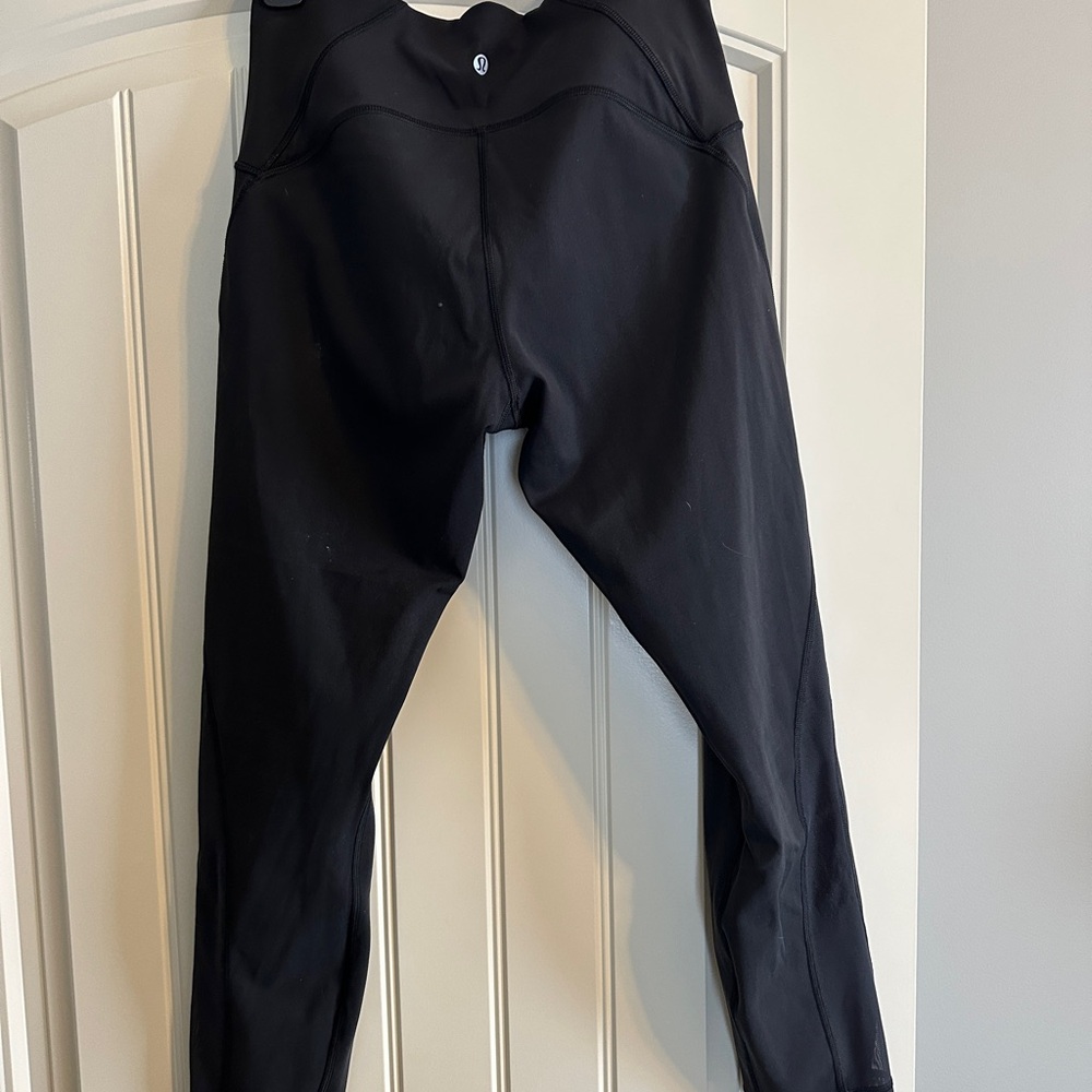 lululemon athletica Black Leggings GUC, mesh down outside of legs